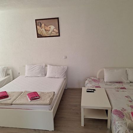 Apartments Ana Dojran Екстер'єр фото