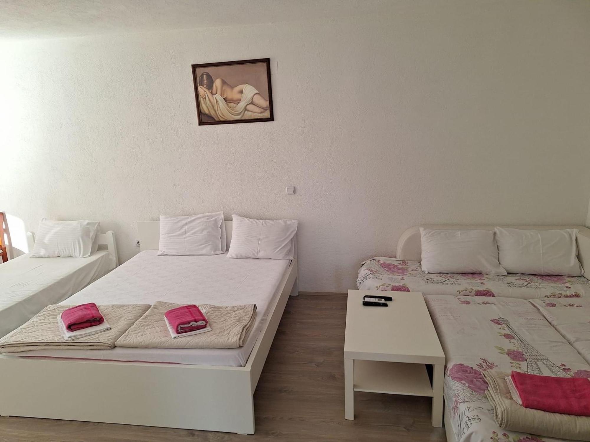 Apartments Ana Dojran Екстер'єр фото