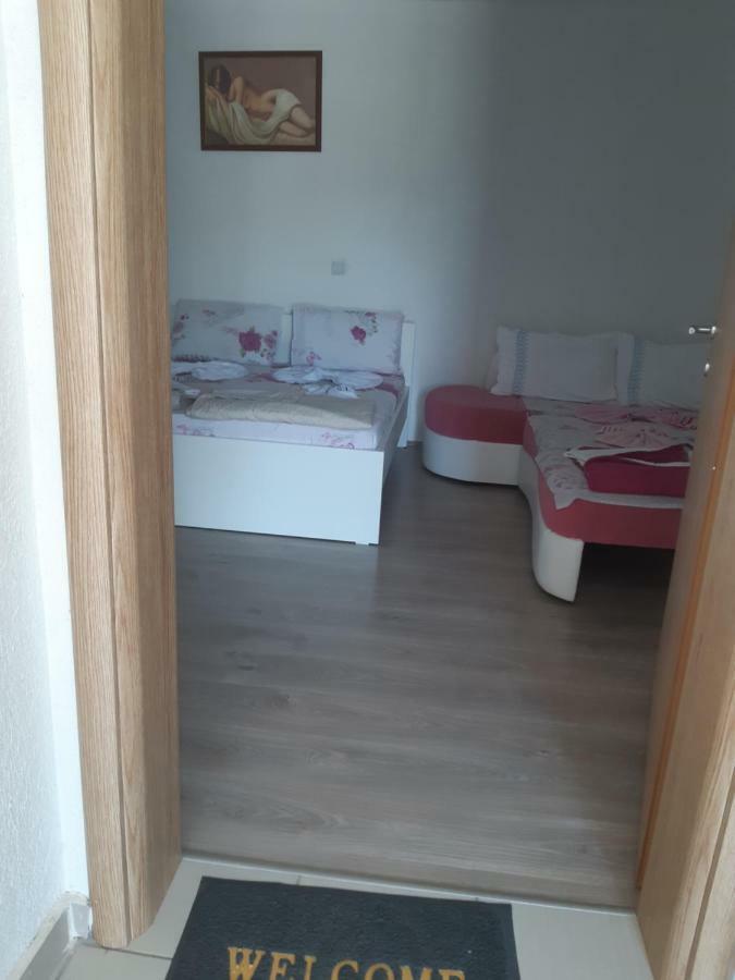 Apartments Ana Dojran Екстер'єр фото